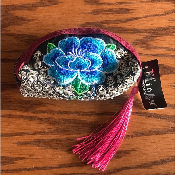Unknown Handbags - Artisanal Embroidered Coin Purse- Burgundy Trim